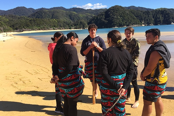manaaki tapoi secondary students abel tasman beach