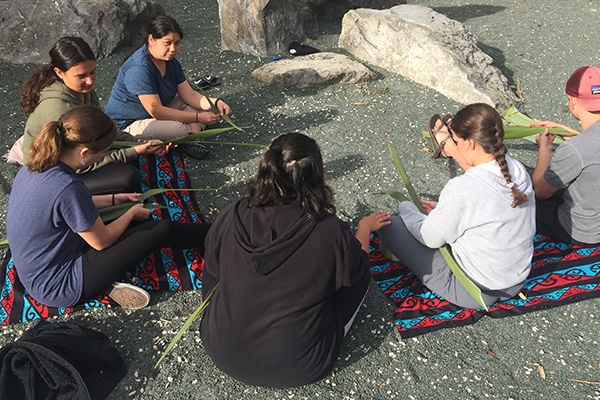 manaaki tapoi circle group secondary flax weaving