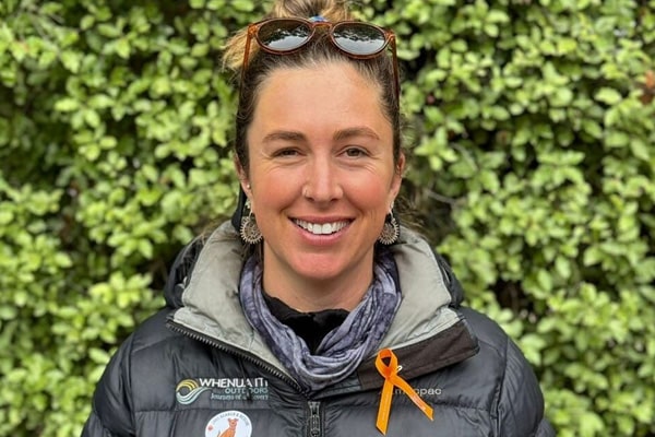 Photo of Rosey who volunteers for LandSar